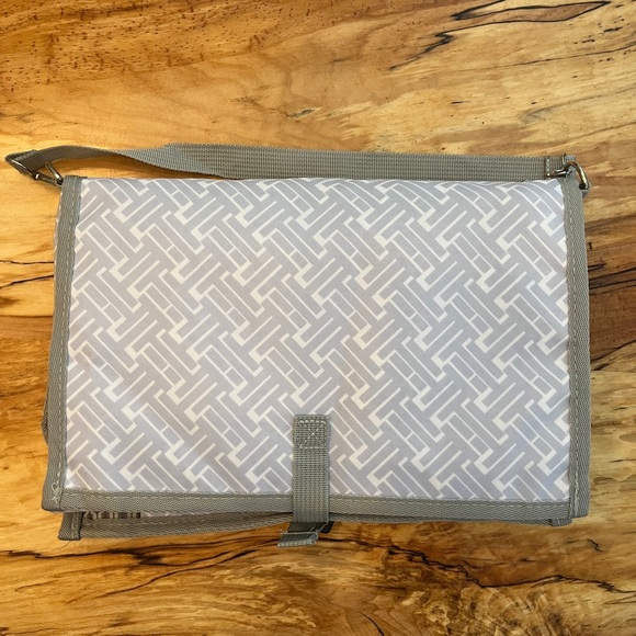 Kea Babies Portable Change Pad - New Never Used - Picture 9 of 15